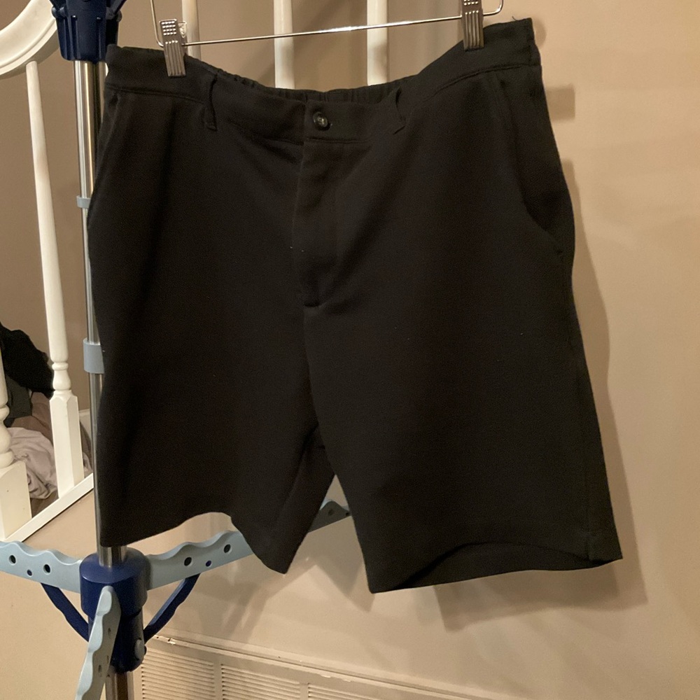 (BONUS ITEM) Classic Black Men's Shorts 36 Civil Society